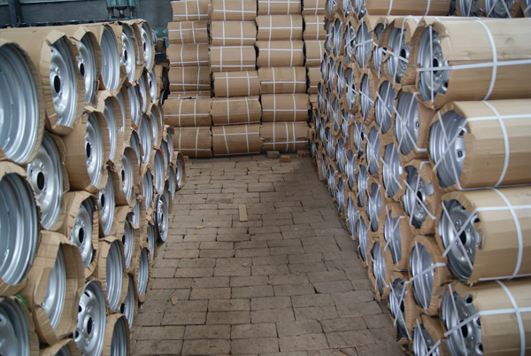 生產(chǎn)環(huán)境2.jpg 生產(chǎn)環(huán)境2.jpg